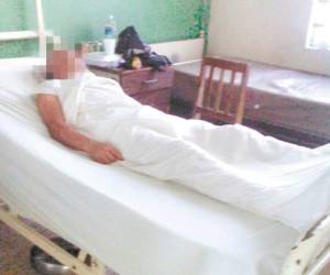 El paciente permanecerá al menos una semana en observación médica. No se sabe si procederá legalmente contra los individuos que manipulaban la pólvora.