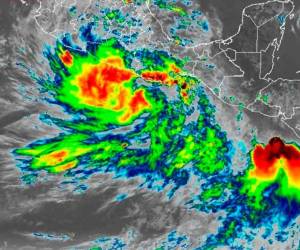La depresión tropical Tres-E se intensificó hasta convertirse en la tormenta tropical Cristina en el océano Pacífico, manteniendo en alerta a Honduras ante las lluvias torrenciales, inundaciones y deslaves anunciados, según informó el Servicio Meteorológico Nacional (SMN) y la alerta departamental emitida por Copeco. ¿Qué zonas serán afectadas?