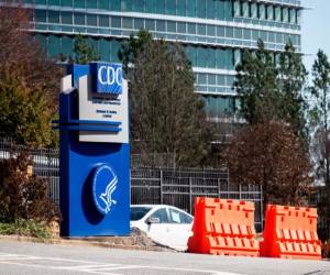 Esta fotografía del 6 de marzo de 2020 muestra las oficinas de los Centros para el Control y la Prevención de Enfermedades, en Atlanta, Estados Unidos. (AP Foto/ Ron Harris, archivo).