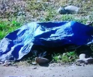 Las víctimas eran llevadas en un taxi y al llegar al sector los bajaron para dispararles.