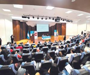 Los ocho hospitales estarán ubicados en Santa Bárbara, Olancho, Ocotepeque, Choluteca, Cortés, Colón, Islas de la Bahía y Francisco Morazán.