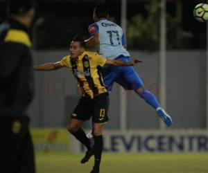 Real España y Motagua empataron 1-1 el domingo en el Estadio Morazán. Foto: El Heraldo.