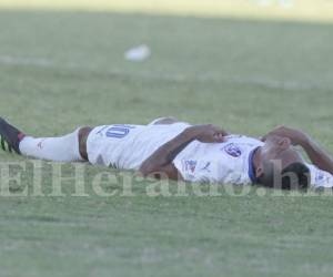 Bayron Méndez salió lesionado en el juego ante Juticalpa en el Nacional (Foto: EL HERALDO)