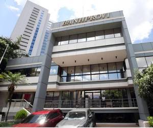 El presidente ejecutivo comparte los resultados de su gestión en el cuatrienio 2022-2024, así como los retos para continuar impulsando los sectores de vivienda y producción.