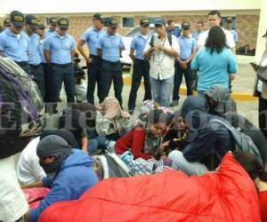 cinco de los detenidos no son estudiantes de la UNAH.