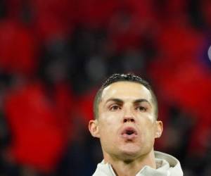 Cristiano Ronaldo recomendó hacer caso a las medidas de la OMS y reconoció la gran labor de los médicos que atienden a los pacientes del Covid-19. Foto: AP