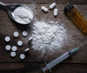 Las muertes por sobredosis de droga en 2016 fueron tres veces superiores a las ocurridas en 1999, una crisis que ignora géneros, razas y grupos demográficos. (Foto: Hoy digital)