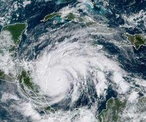 De los ocho huracanes previstos, cuatro 'podrían ser intensos', advierte el informe del Sica, con sede en El Salvador. Foto: AFP