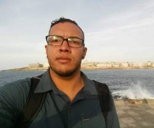 Cristian Pineda es licenciado en periodismo y actualmente estudia una maestría en producción audiovisual. Foto: Facebook