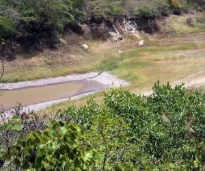 La falta de lluvias mantiene en descenso las reservas de agua de la capital y obliga a la Alcaldía a evaluar elevar a roja la alerta por sequía.