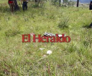 Agentes de la DPI y Policía Militar encontraron restos de osamenta humana en Ciudad España. (Foto: EL HERALDO)