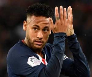 El brasileño Neymar tiene 27 años de edad. (AFP)