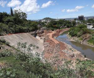 La intervención en Miramesí responde a riesgos históricos tras eventos como el huracán Mitch y su impacto en el cauce del río.