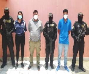 Los detenidos responden a los nombres de Fredy Alexander Borjas Martínez (26), alias de 'Ñoño', Luis Esteban Reyes Pérez (21) y Alejandra Michell Domínguez Sauceda (21).