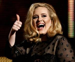 87 días le tardó a Adele llegar a las mil millones de visitas en Youtube.