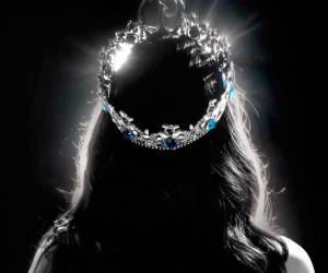 Miss Honduras Universo 2025, Alejandra Fuentes, entregará la corona a su próxima sucesora. ¿Quién será?