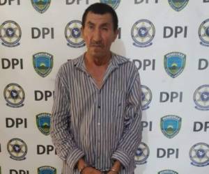 El detenido fue identificado como José Mauricio Buezo Iraheta, de 64 años de edad.