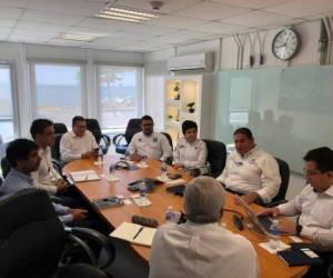 La comitiva sostuvo un encuentro con oficiales de la Agencia de Estados Unidos de Aduana y Protección Fronteriza.