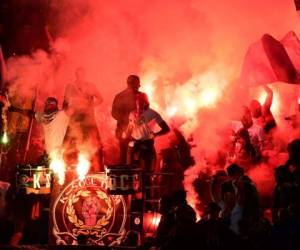 Aficionados del PSG en el Parque de los Príncipes en el duelo ante el Niza. (AFP)