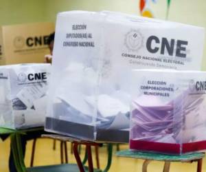 Miles de hondureños ayer ejercieron su voto para elegir a las próximas autoridades para el período 2026-2030.