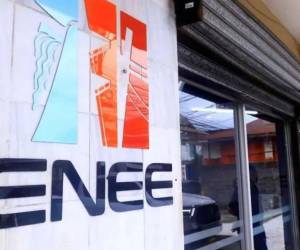 Las altas pérdidas de la ENEE no generan suficientes ingresos para cubrir los atrasos de pago con los generadores de energía.