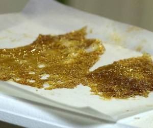 A esta amenaza silenciosa se le conoce con el nombre de “wax”, la cual es un extracto puro de la marihuana y que tiene un aspecto de cera.