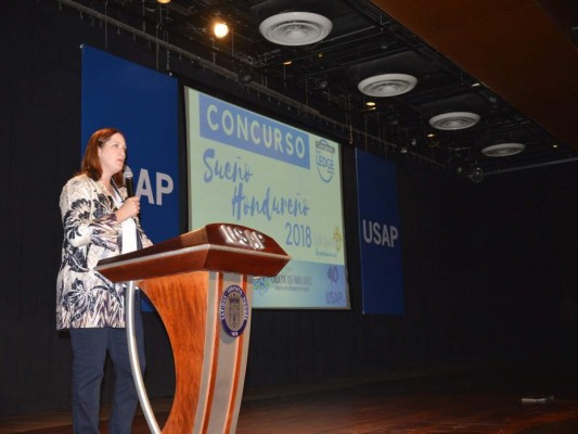 La encargada de negocios de los Estados Unidos, Chargé Heide Fulton, nuevamente utilizó sus redes sociales para aconsejar a los hondureños.