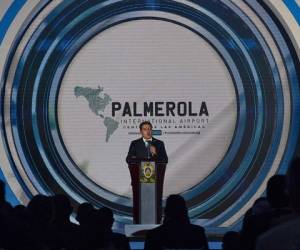 Con un magno evento fueron inauguradas anoche las instalaciones del aeropuerto de Palmerola. Foto: El Heraldo