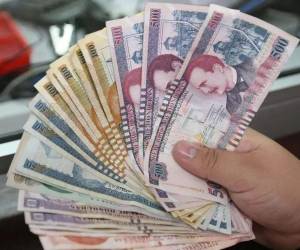 Se espera que en los próximos días se sienten los sectores a negociar el incremento en el salario mínimo.