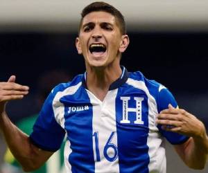 Johnny Leverón ahora vestirá los colores del Real España.