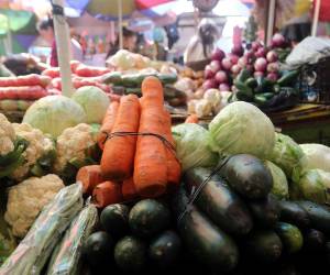 El costo de la canasta de alimentos ha ido en aumento.