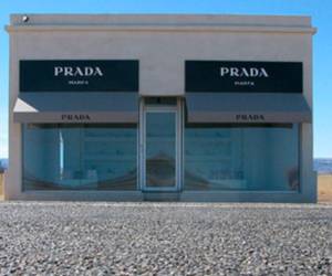 Los ladrones lograron huir de la escena con el botín antes de ser interceptados por las autoridades italianas.