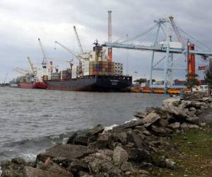 El envío de productos manufacturados contrarrestó la caída en el precio del café, banano y azúcar, según el Banco Central de Honduras.