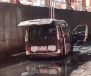 3. Seis pasajeros murieron durante las inundaciones que azotaron la zona metropolitana del Estado de México.
