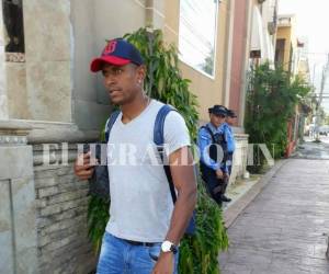 Momento en que los jugadores hacian su ingreso a hotel sampedrano.