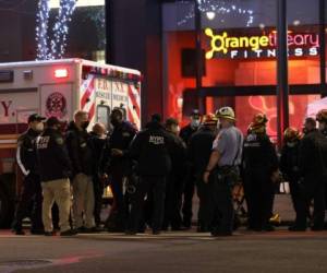 Un portavoz del Departamento de Policía de Nueva York dijo a la AFP que el vehículo atropelló a 'múltiples' personas en el área de Murray Hill en Manhattan a las 16H08 locales (21H08 GMT). Foto: AFP