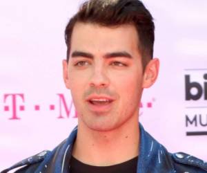 Personas allegadas al cantante aseguran que Joe Jonas está completamente enamorado de Sophie. Foto: Shutterstock/ELHERALDO
