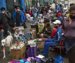 Según esta agencia de la ONU, con sede regional en Panamá, es 'preocupante' la falta de información entre la juventud sobre la peligrosidad de ser contagiado por la Covid-19. Foto: AP