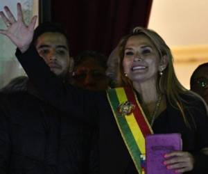 Jeanine Añez, proclamada presidenta de Bolivia. Foto AFP