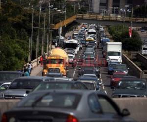 El bulevar Fuerzas Armadas de la capital hondureña también se enlista entre los puntos de más tráfico vial. (Foto: EL HERALDO)