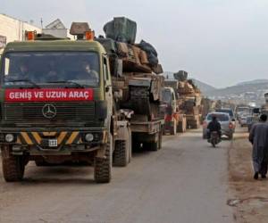 Hasta el momento se sabe que los cinco civiles murieron a causa de ataques aéreos en la zona. Foto: AFP