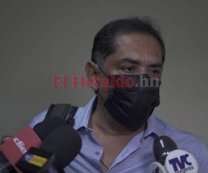 Rolin Peña revela cómo votaron los clubes sobre el descenso y las posibilidades de jugarse con 12 clubes en el Apertura.