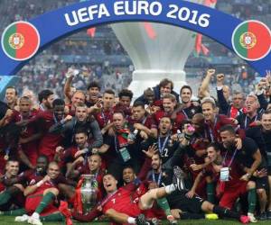 Si bien Alemania organizó con gran éxito el Mundial-2006, Turquía representa 'una oportunidad única para la UEFA de explorar nuevos mercados', juzgó Yardimici. Foto:AFP