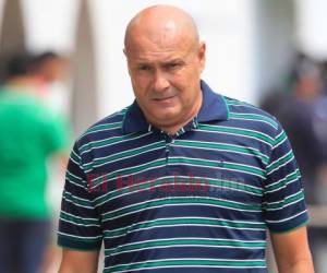 Wilmer Cruz, entrenador del Juticalpa, dice que duda de la actuación de algunos equipos en la pelea del no descenso. Foto: El Heraldo