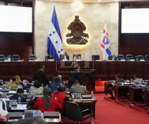 De acuerdo con el anuncio de Ledezma, el martes 27 de octubre es la fecha prevista para iniciar la discusión de las propuestas.