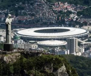 El Estadio Maracanã con el Cristo Redentor como fiel testigo.