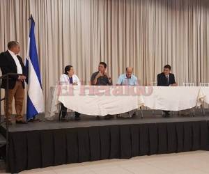 Los gremios se reunieron el lunes para tomar acciones.