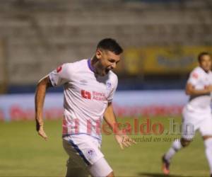 José Cañete celebra su anotación en el Nacional. Foto Johny Magallanes| EL HERALDO