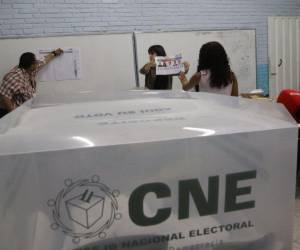 En varias alcaldías de Honduras cada voto cuenta, debido a la mínima diferencia que hay entre candidatos.