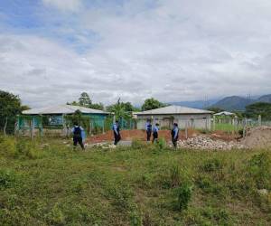 Todos los fallecidos estaban trabajando cuando fueron asesinados.